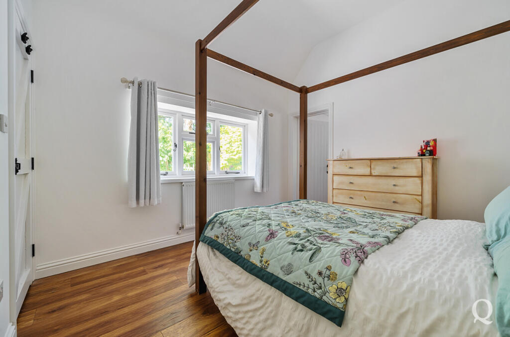 3b8120df-2b48-437...