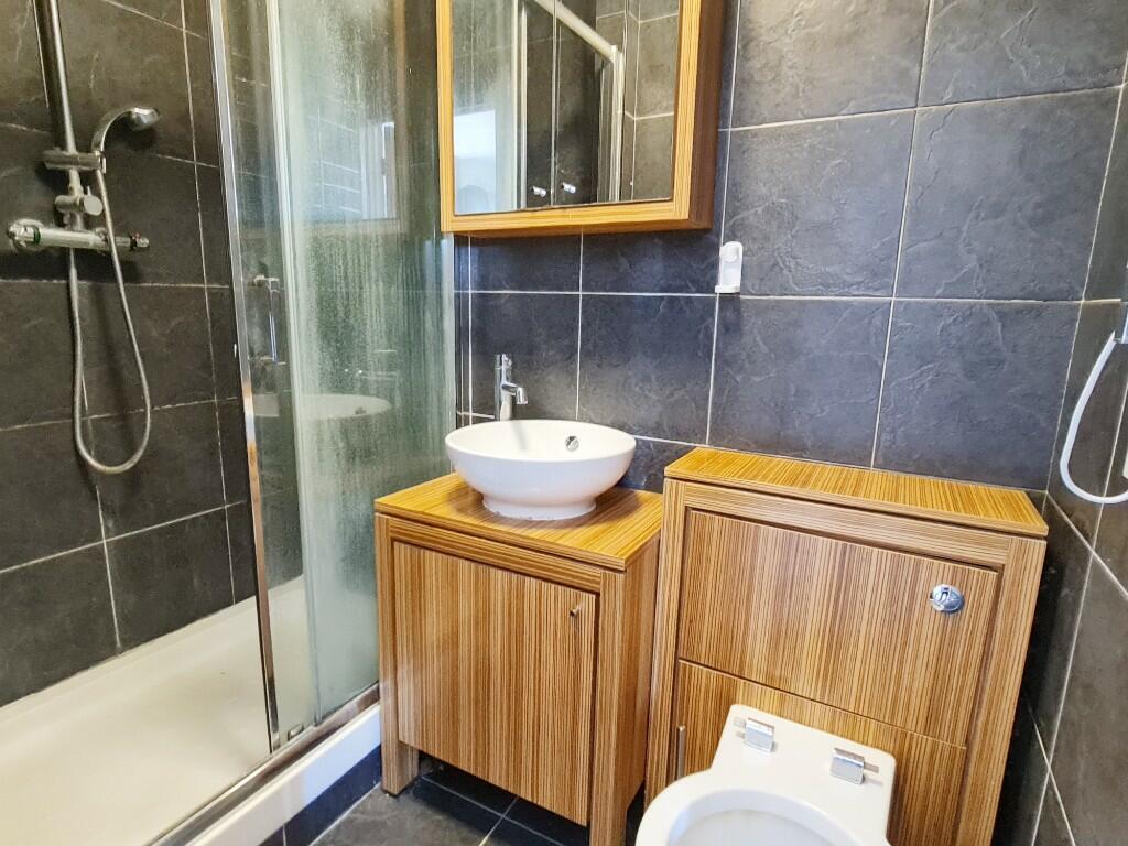 Bedroom One Ensuite