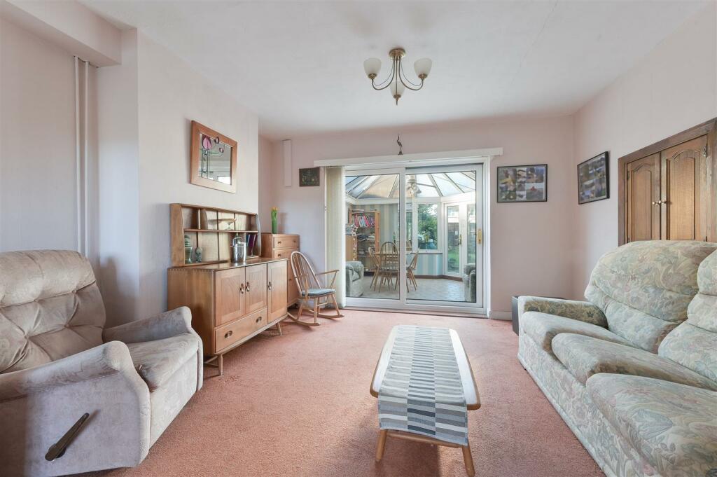 HAYES COTTAGES 4  (6).jpg