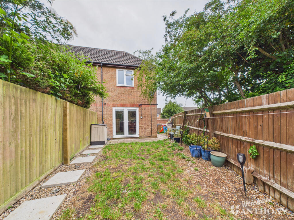 CAM03218G0-PR0667-STILL011