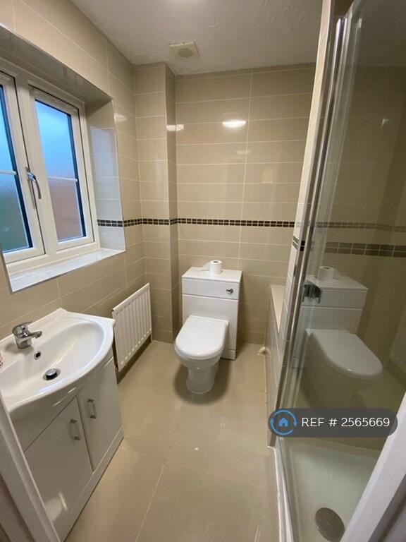 Ensuite Shower Room