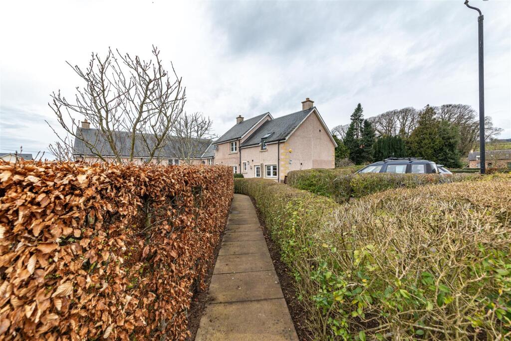 1a West Nisbet Steading 07.JPG