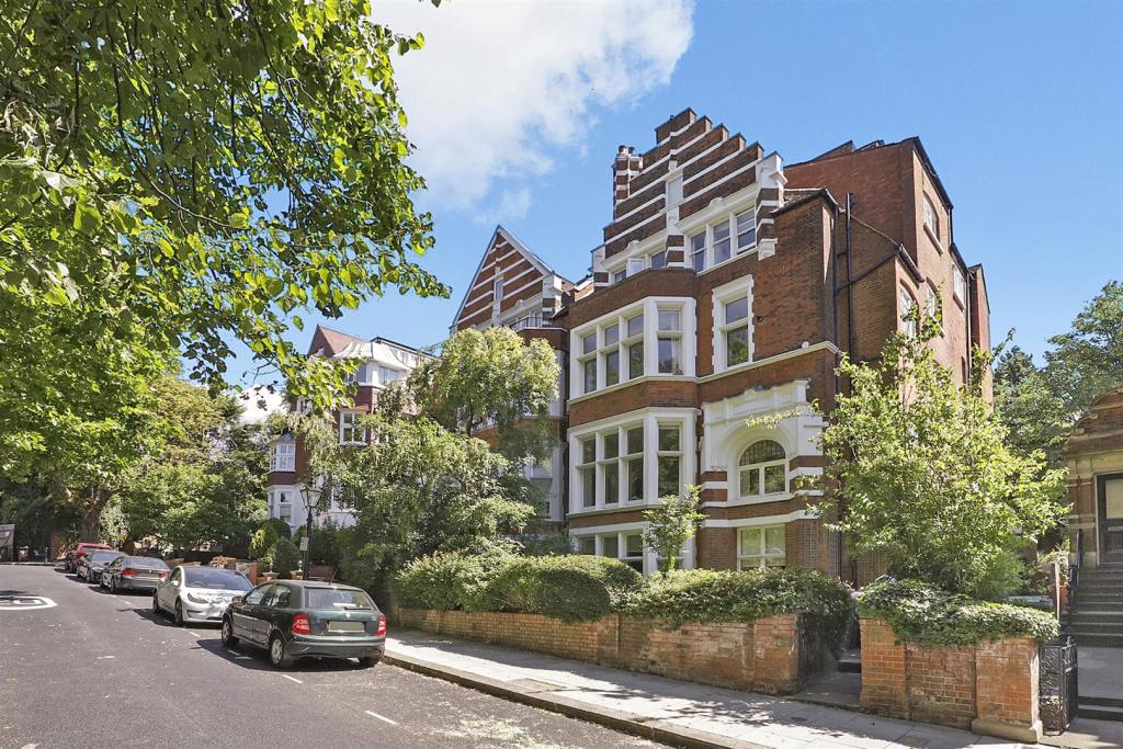 12 Frognal Gardens - vH3hEfSBtcA0Sds2wuic.jpg