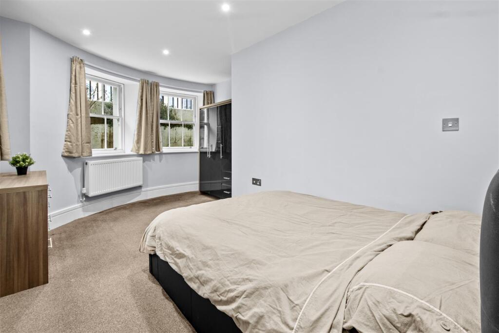 bedroom one.jpg