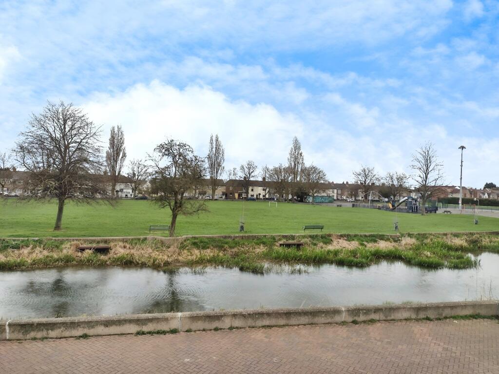 Picture 16