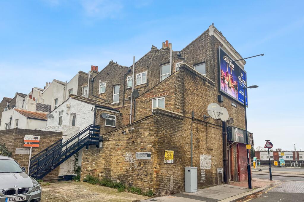 Flat 1, 110 Portland Road, South Norwood London, SE25 4PJ