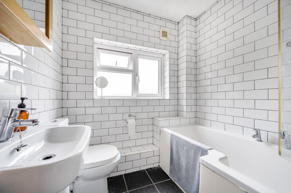 1328674-10-688254...