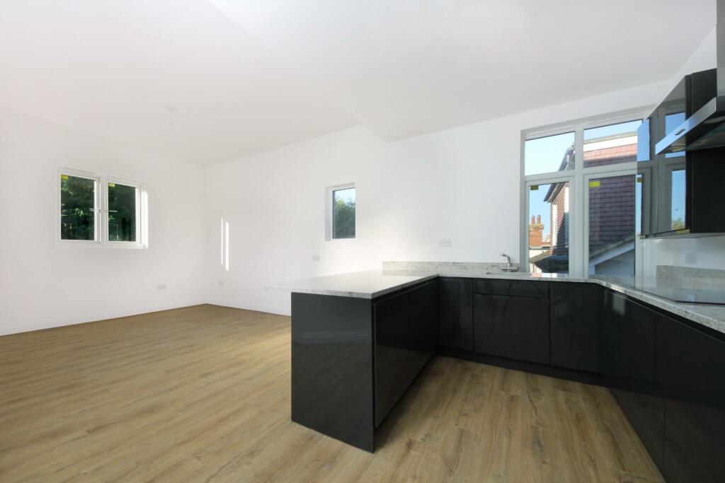 GV- F2 - 34 Woodfield rd (1).jpg