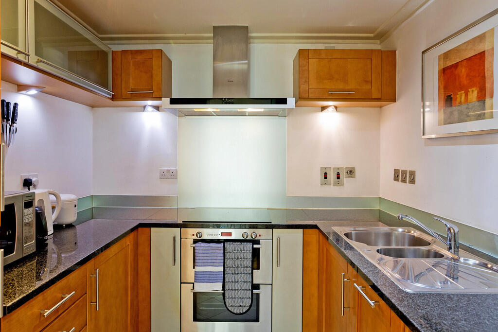 Discovery E 95-43...