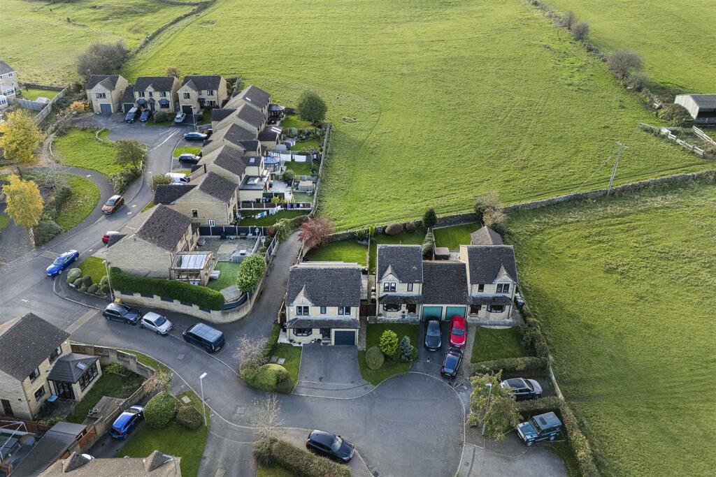 Bramleys Estate Agents - Chadwick Hall Gardens - M