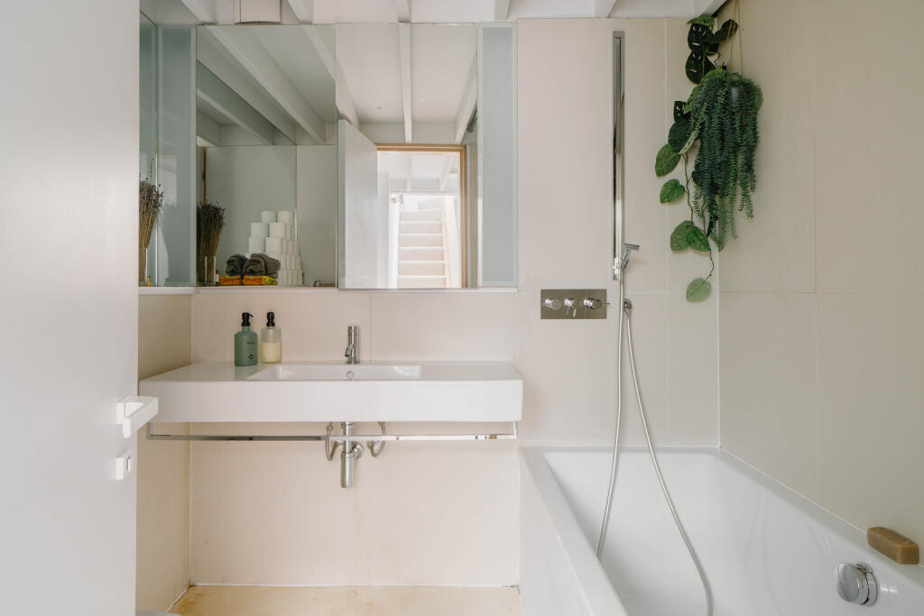 298775 - Florida Road_High Res-20.jpg