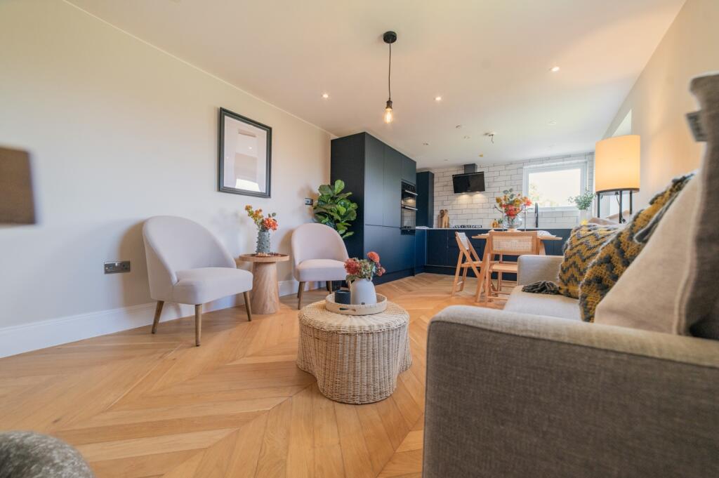 Award-winning Media team on EVERY Listing_18