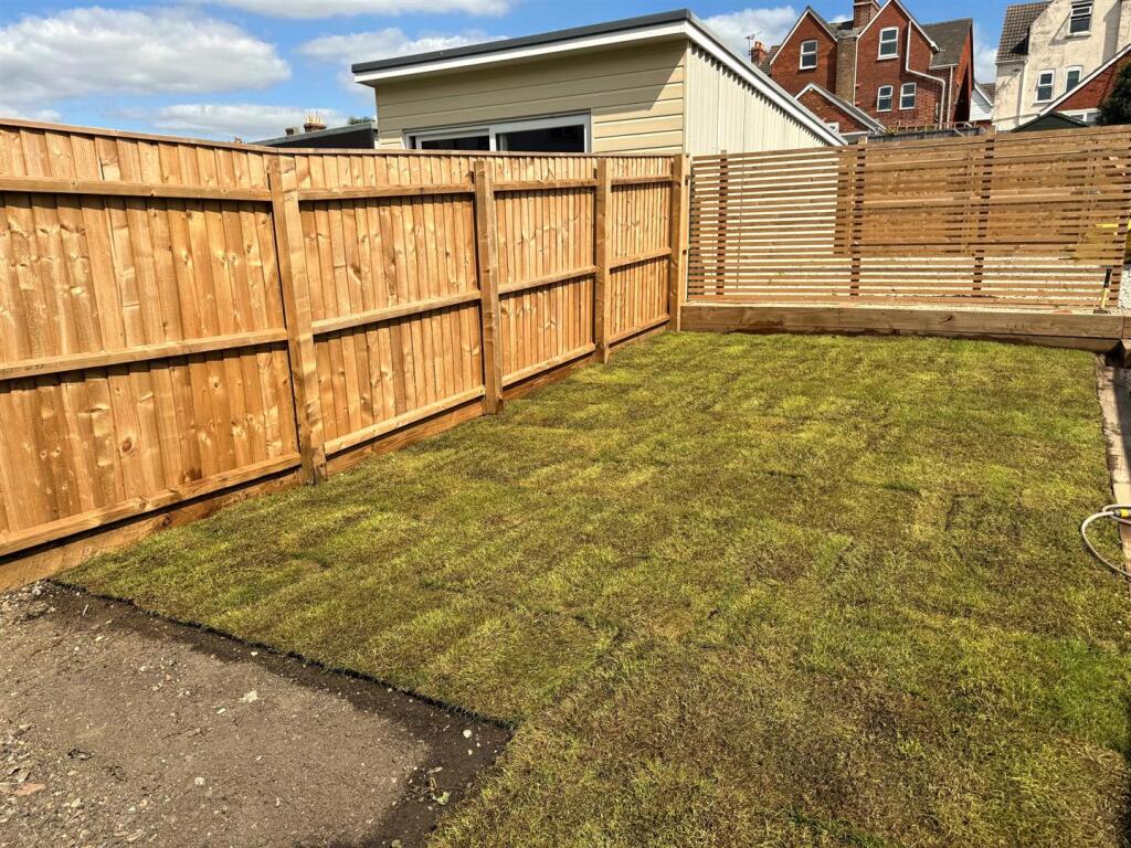 GARDEN.jpg