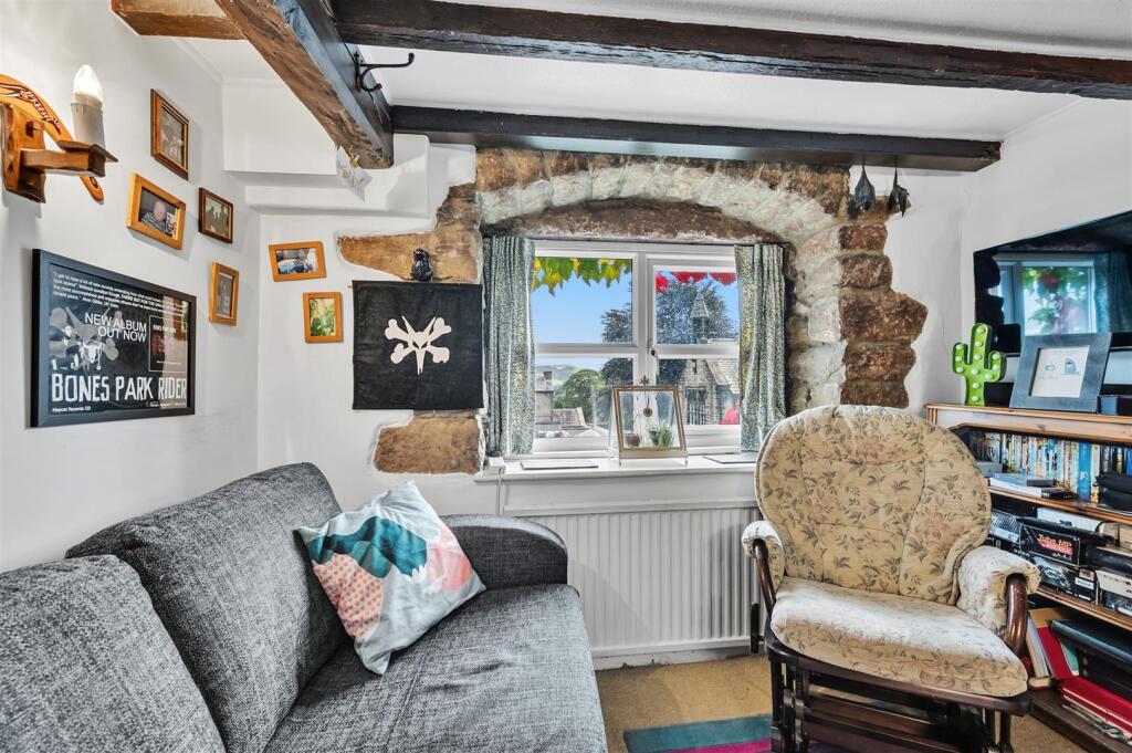 Saxton Mee Victoria Cottage 023.jpg