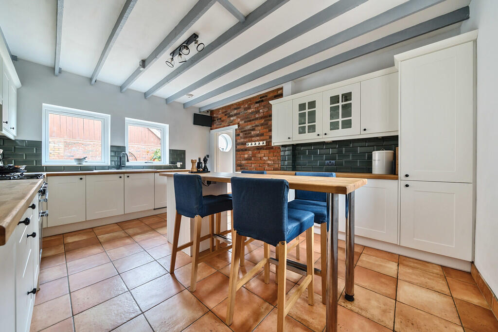 1323950-11-687918...