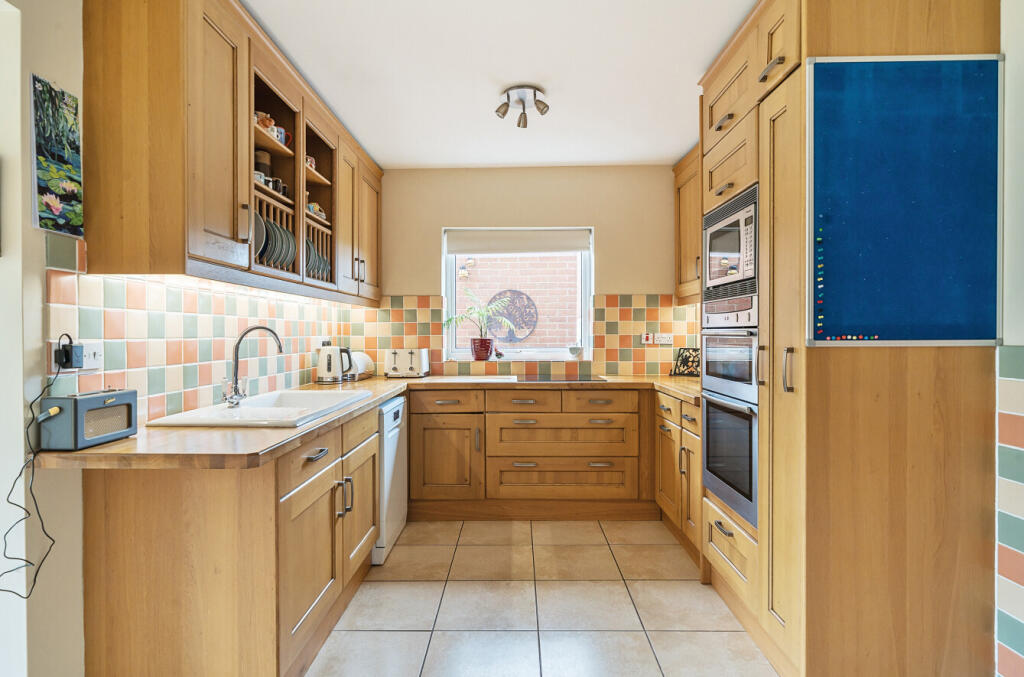 1310114-13-685996...