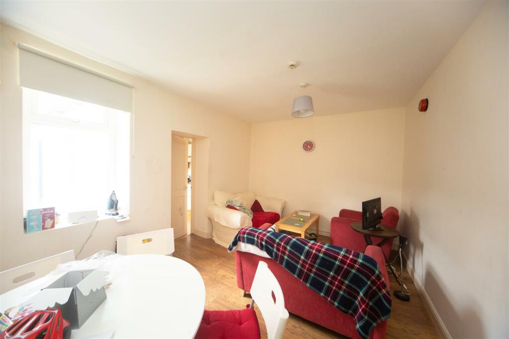 property-14.jpg