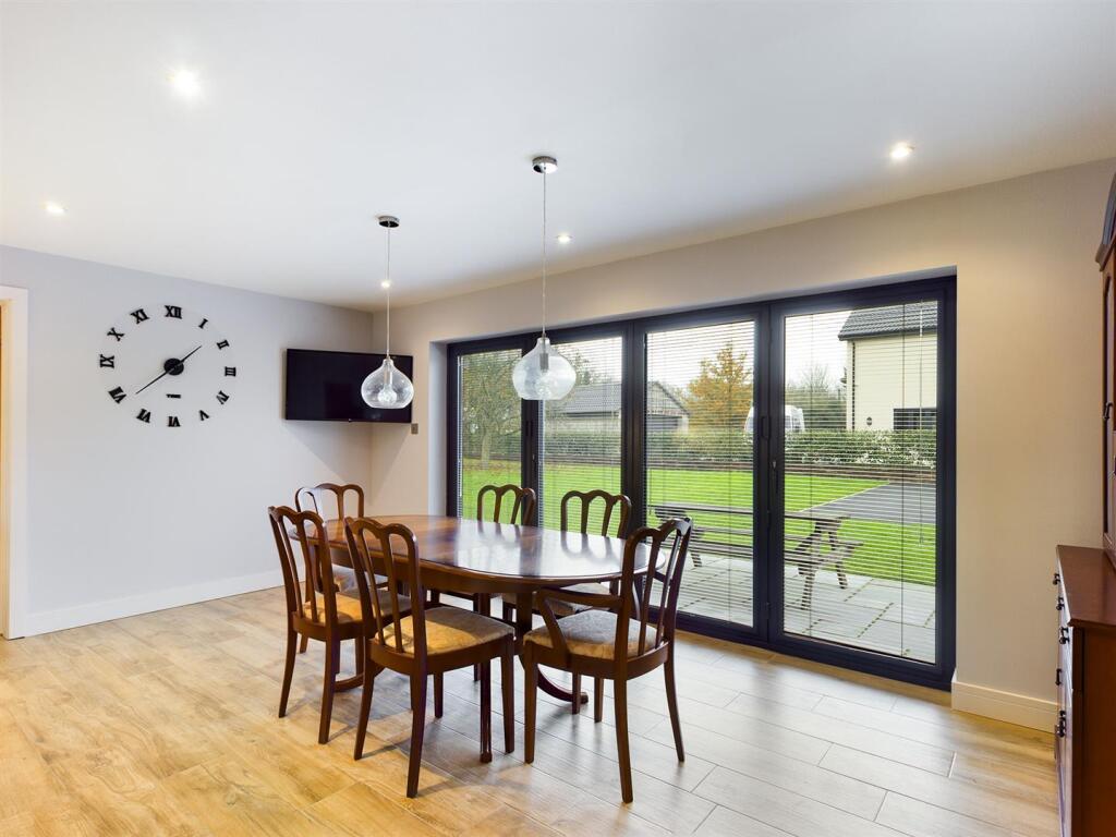 CAM00208P1-PR0170-ST