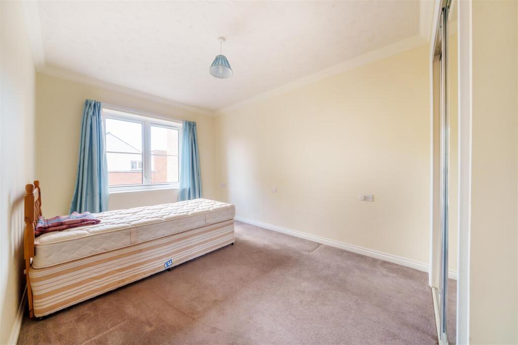 Bedroom.jpg
