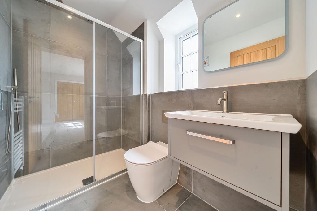 En-Suite Shower Room