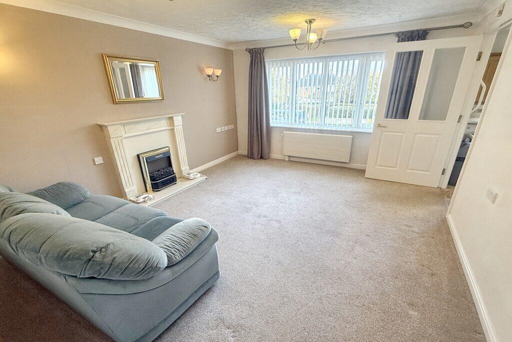 Kingsford Court - Diner Lounge Overview