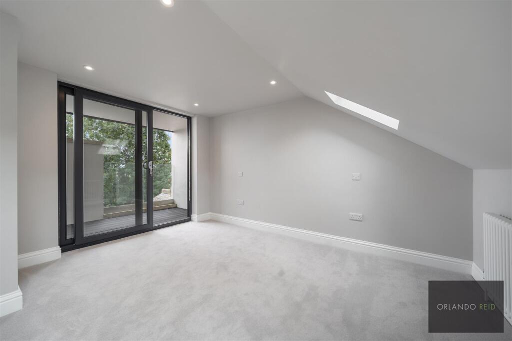 182B Dunstans Road SE22 0ES-11.jpg