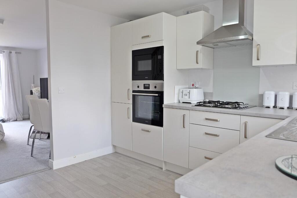 2nd view KITCHEN.JPG