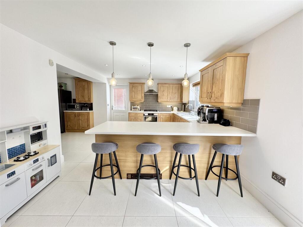 Living Dining Kitchen