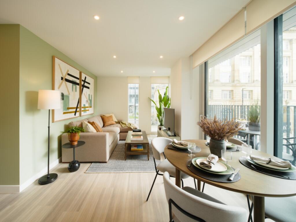2 Bed - Image 2 -...