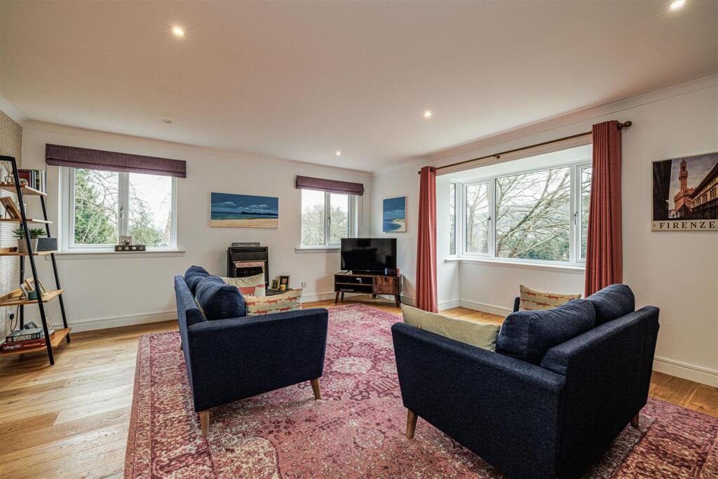 16 Barr Road Galashiels 15.JPG