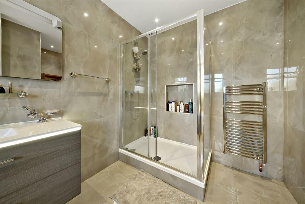 6 Dollis Hill Avenue - KrqMWWek9SkYBR4ToJVs.jpg