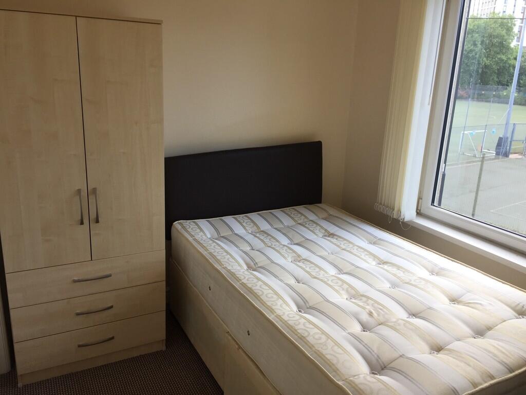 ROOM 2