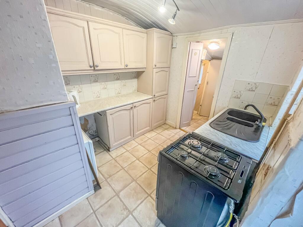 Kitchen1