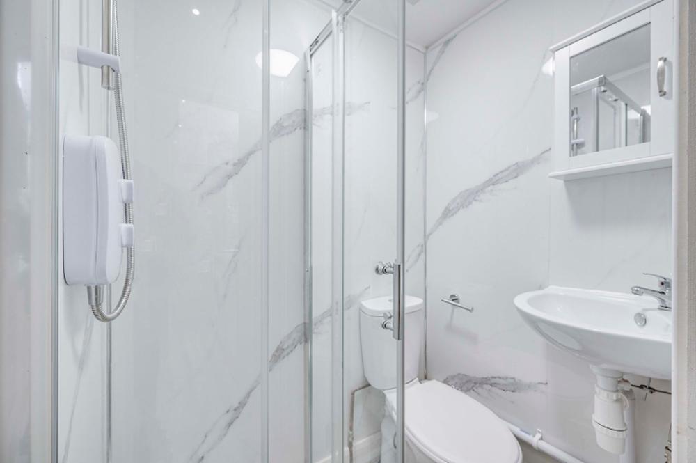 ea3441b5254d6b4cad3e66c1170b54b2ec9187e0.1000x665.