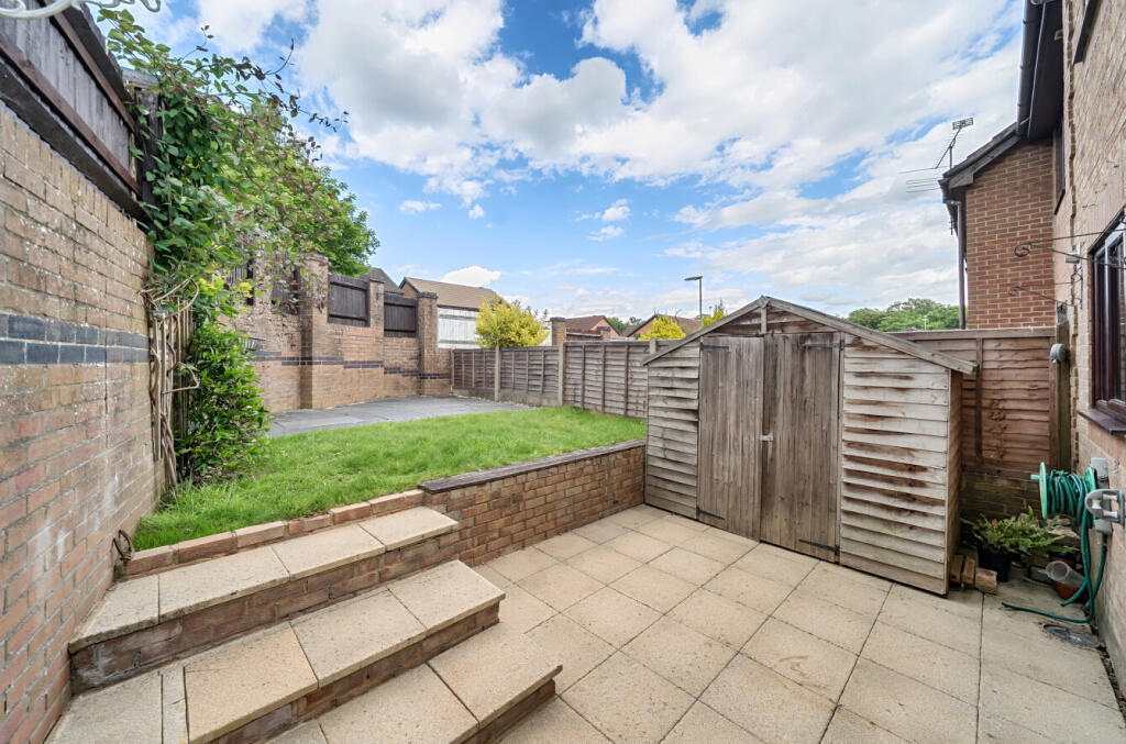 1301530-16-683744...