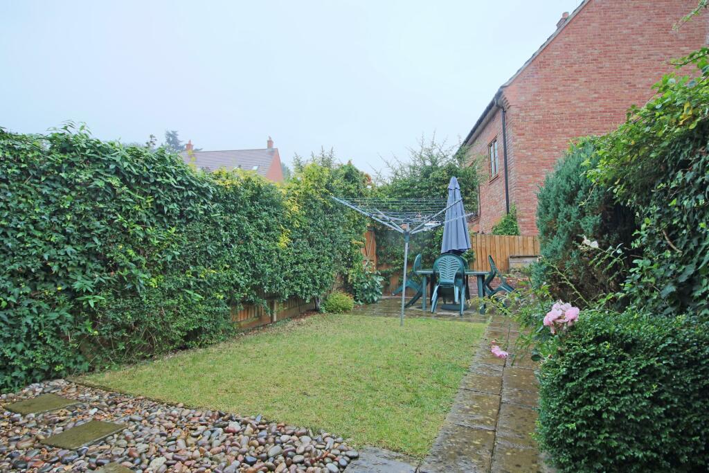 29 Blythe Close Gard