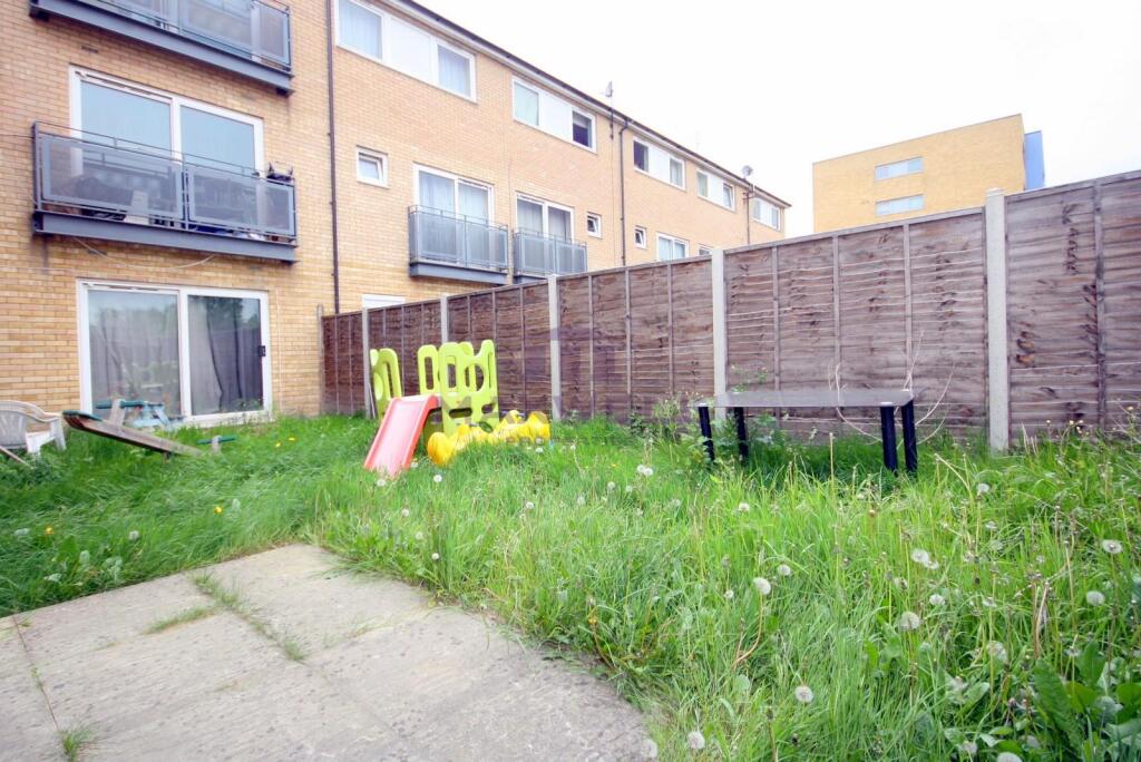 To Let, Rent - One bedroom in Thamesmead, SE28 _ M