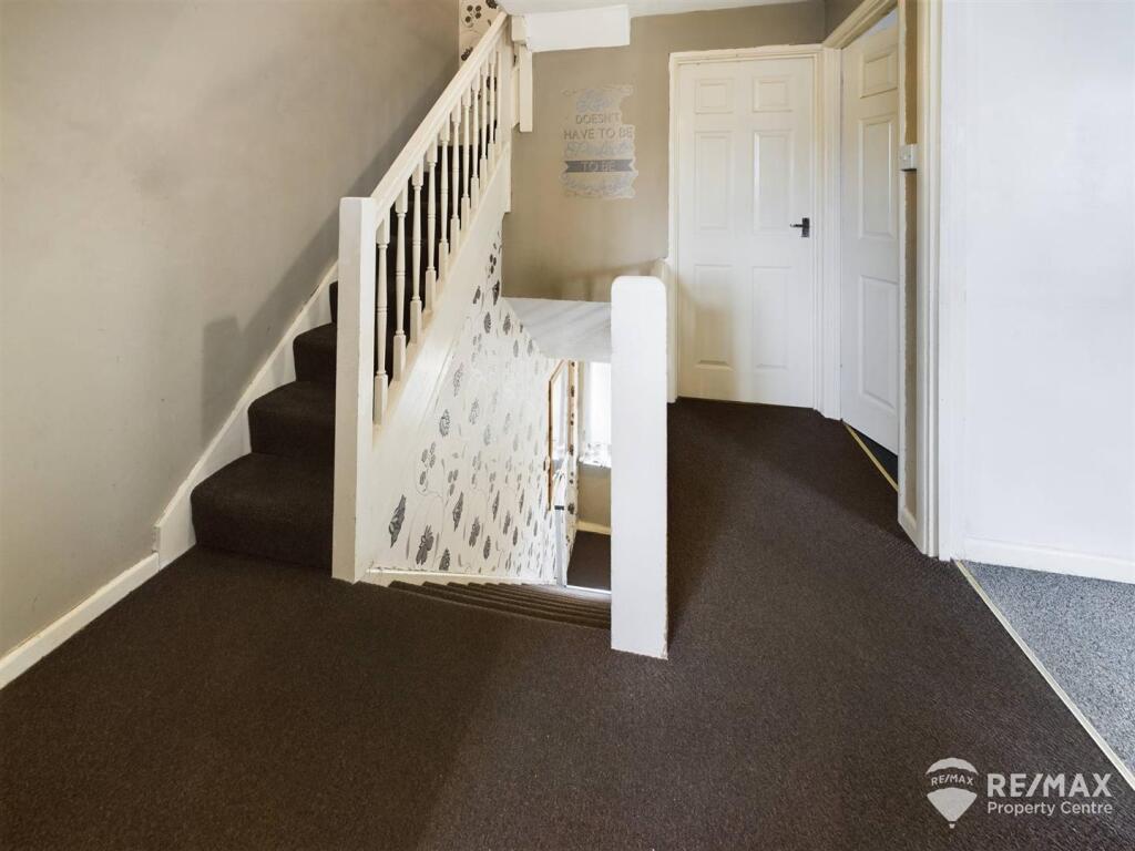 First Floor Landing.jpg