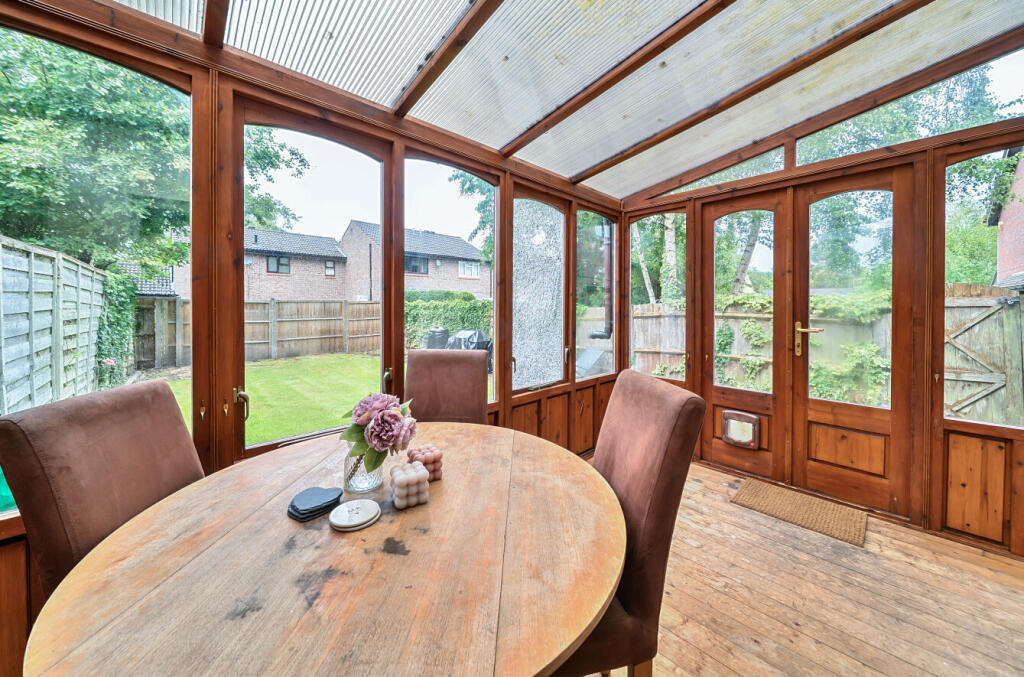 1304436-9-683f173...