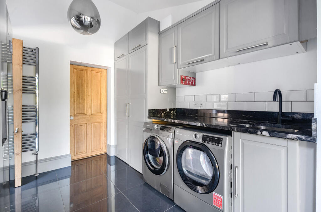 1342307-24-68a8d2...