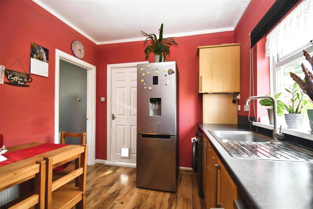Fitted Kitchen