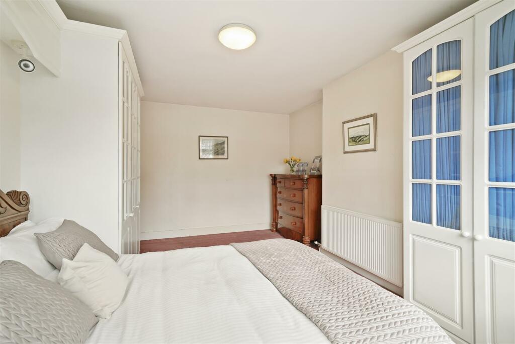 6 Abbotts Drive - 4m7M3oZvwdqTcDoDlT8b.jpg