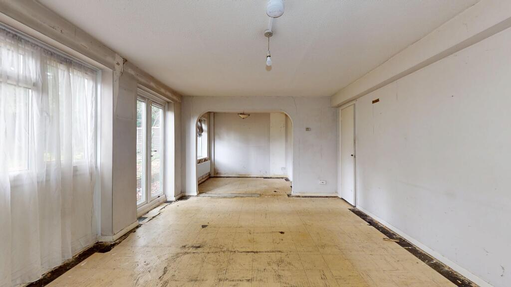 6 Coverack Close, Shirley, Croydon, CR0 7ND