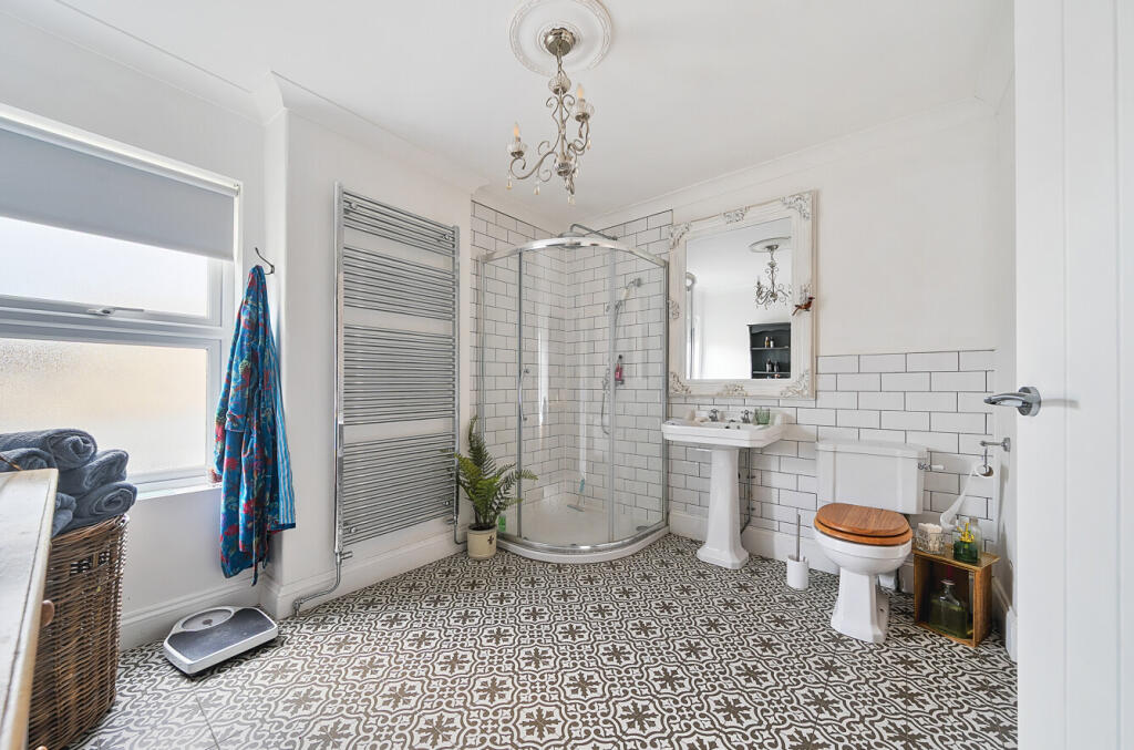 1304166-16-6841d8...