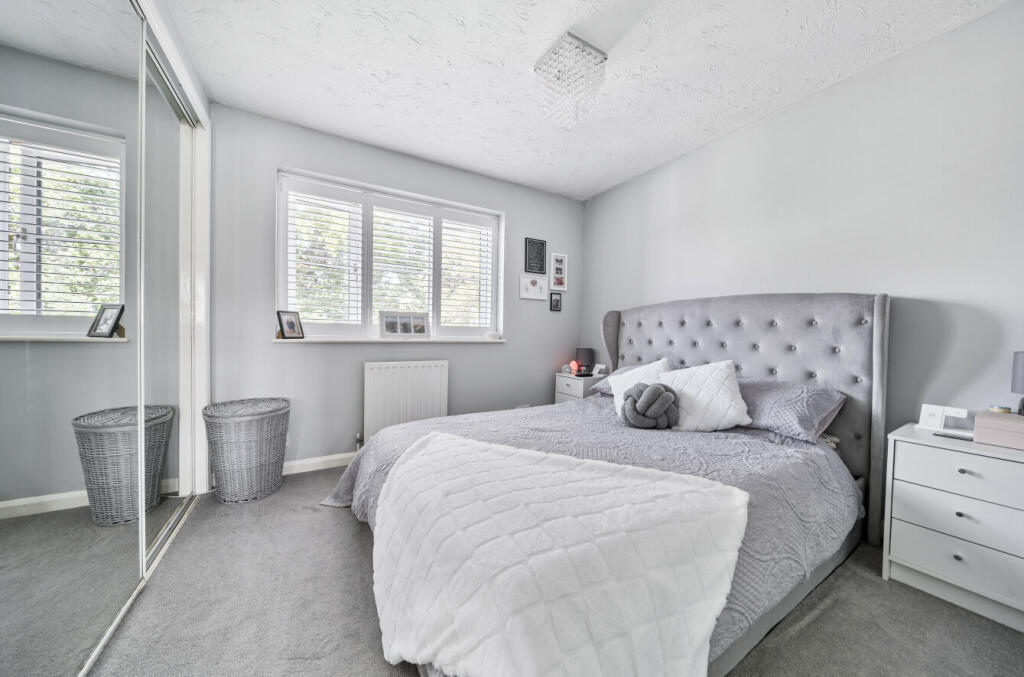 1320296-10-686ce8...