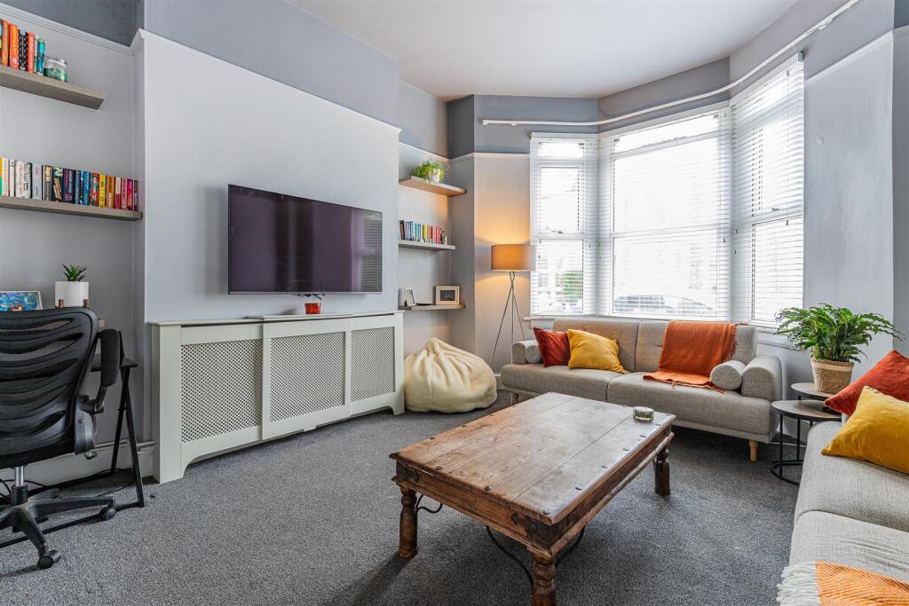 Claude Road 108, GFF-1.jpg