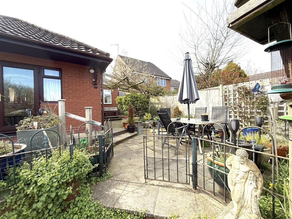 49 armitage rear.jpeg