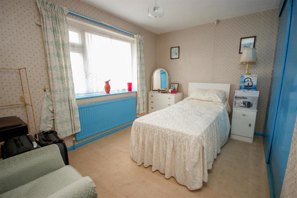 Bedroom 2.jpg