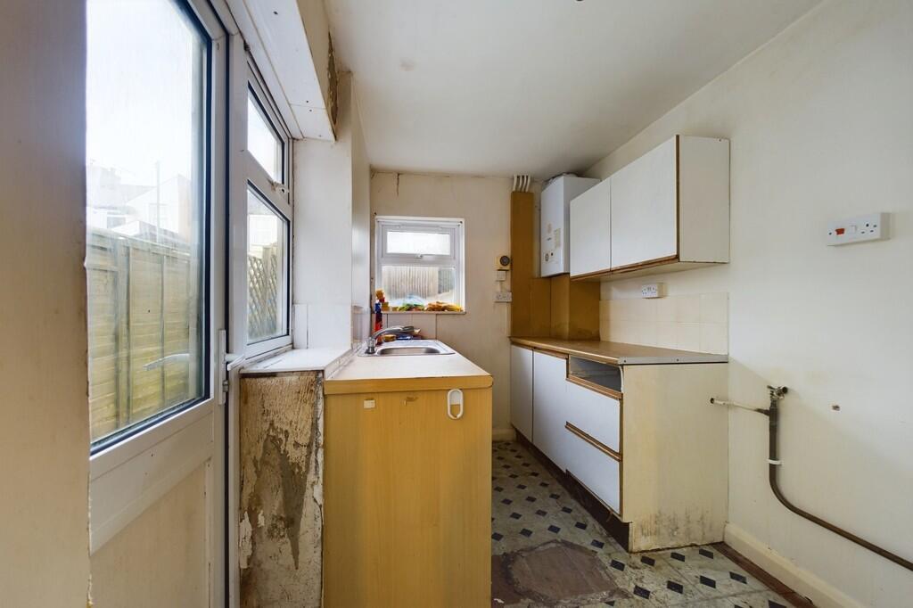 CAM01085G0-PR0515...