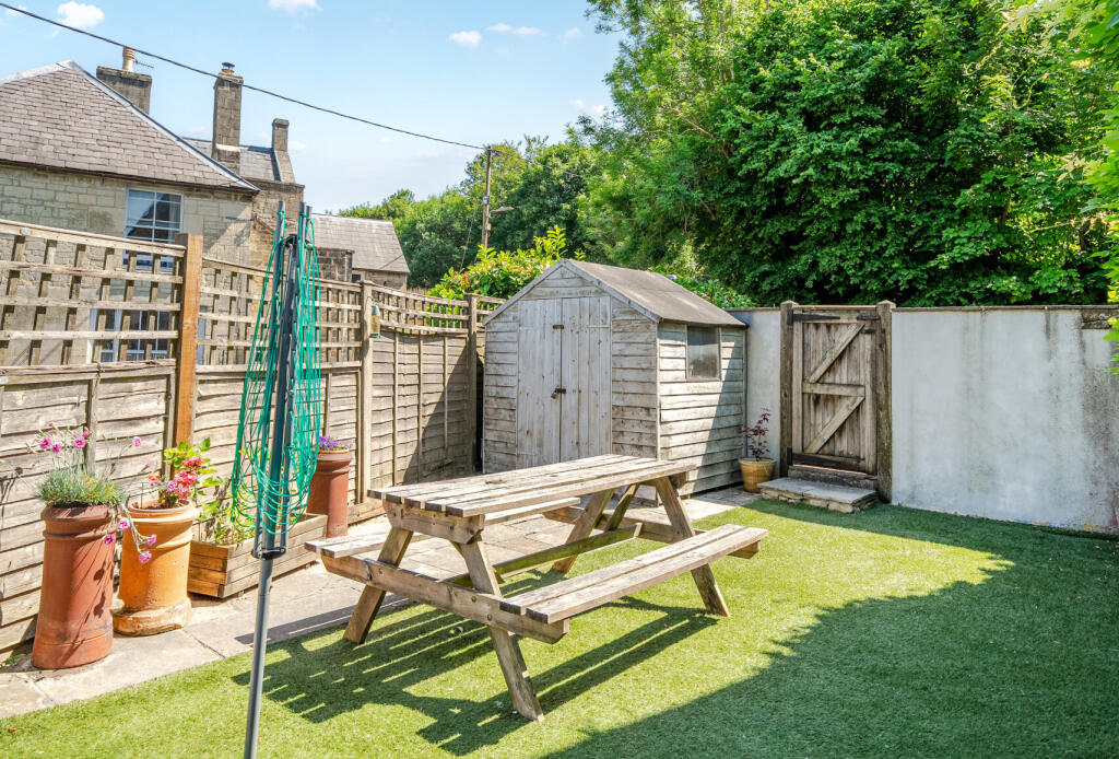 1306550-7-6852d0d...